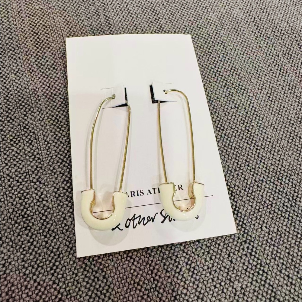 &Other Stories Gold and White Earrings